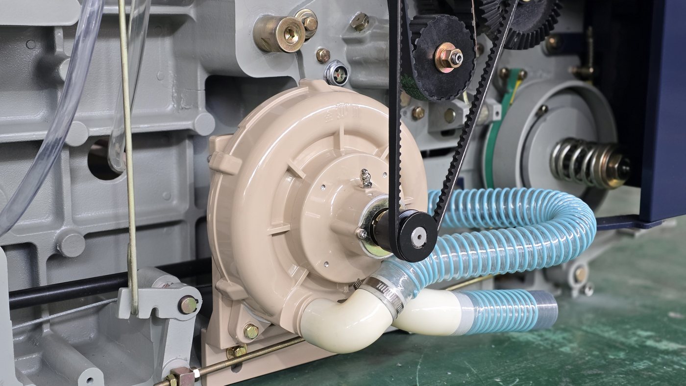 Aluminum water suction blower on JTM-508 waterjet loom